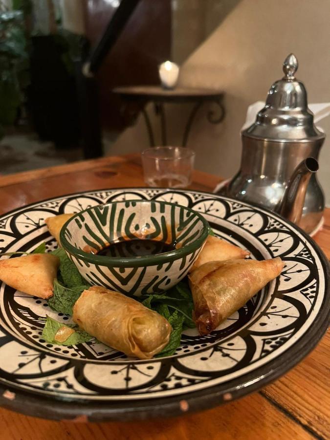 Maison Riad Traditionnel Idealement Situe A Marrakech Marrakesh Ngoại thất bức ảnh